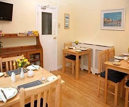 The Meltham 3* Scarborough