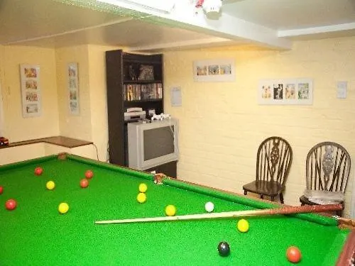 The Meltham Guest house 3*